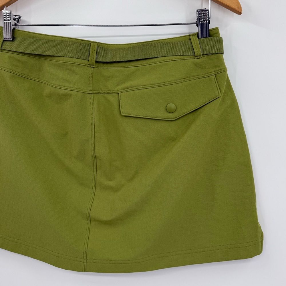 Outdoor Voices Olive and Cream Colorblock Active Skirt with Belt - Picture 6 of 8